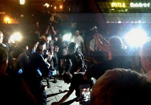 Майдан - Беркут - побиття журналістів - Freedom House - Freedom House закликає розслідувати побиття журналістів міліцією під час розгону акції на Майданіa