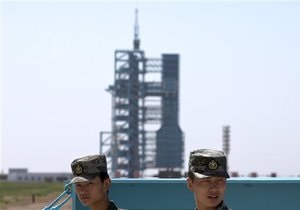 Новини Китаю - супутник - Китай запустив відразу три супутники