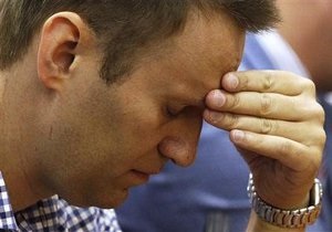 Поїхав для невиїзду: Навальний відправився на поїзді до російської столиці