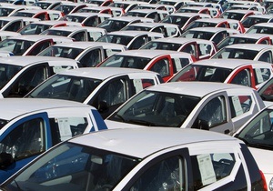 Новини ЄС - Продажі авто - Продажі нових автомобілів у ЄС впали до мінімуму від 1996 року