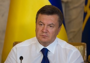 Янукович висловив співчуття у зв язку з автокатастрофою в Москві