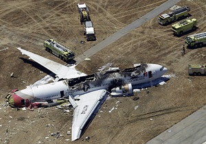 У Сан-Франциско при посадці розбився літак