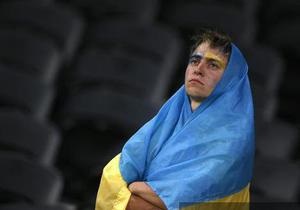 Опитування - настрої українців - Більшість українців незадоволені ситуацією у країні і звинувачують Януковича
