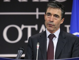 Расмуссен закликав РФ взяти зобов язання про незастосування сили проти Грузії