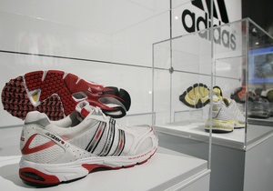 Франція - арешт - колишній власник Adidas