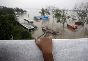Новини Індії - Повені в Індії - Кількість жертв стихії на півночі Індії може досягти 6,5 тисяч людей