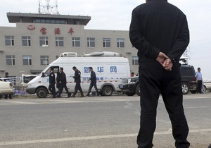 Китайського чиновника стратять за зґвалтування 11-ти неповнолітніх