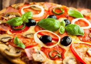 DW: Найтрадиційнішу піцу в Римі випікає українець