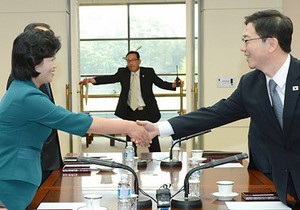 Північна та Південна Кореї провели перші переговори за два роки