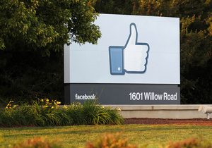 Facebook закрив спільноти з рейтингами сексуального успіху