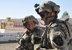 Новини США - Солдат, який убив 16 афганців, погодився визнати провину, щоб уникнути смертної кари