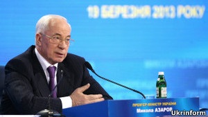 Азаров: розірвати газовий контракт через суд неможливо