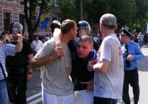 У бійці в центрі Києва постраждали декілька осіб - МВС