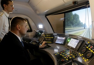 Укрзалізниця  - Hyundai - Укрзалізниця заперечує звільнення через гонки вітчизняного поїзда з Hyundai