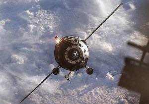 Прогрес М-19М - космос - Роскосмос: Антена Прогресу не розкрилася через клей