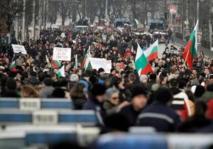 Болгарія: суспільство радикалізується перед виборами - DW