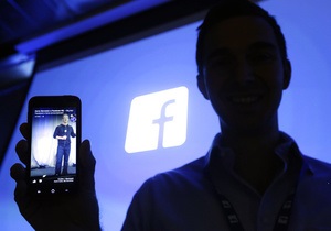 Facebook home - Ціна на «телефон Facebook» впала в 100 разів