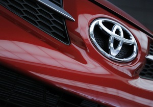 Новини Toyota - автомобілі Toyota - світовий лідер з продажу авто збільшив прибуток у 2,5 разу