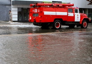 Новини Черкащини - паводок - Скидання води Канівської ГЕС: затоплені кілька десятків будинків