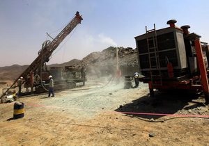 Внаслідок обвалення золотодобувної шахти в Судані загинуло понад 100 людей