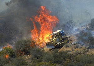 Масштаби пожеж у Каліфорнії розростаються. Евакуйовані тисячі людей
