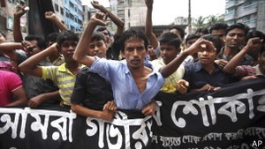 Новини Бангладеш - У Бангладеш уже 400 загиблих в обвалі будинку