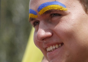 травневі свята - вихідні у травневі свята - У Кабміні повідомили, коли українці будуть відпрацьовувати 3 і 10 травня