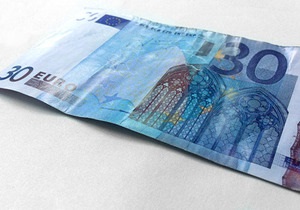 Новини Німеччини - банкноти євро - Житель Німеччини розплатився в магазині банкнотою неіснуючого номіналу