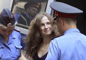 Учасницю Pussy Riot переведуть в загін з  безпечного місця 