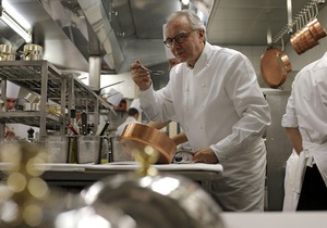 Ален Дюкасс - французька кухня - Французький шеф​​-кухар Ален Дюкасс отримав нагороду за життєві досягнення