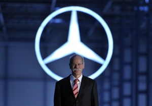 Daimler - EADS - Виробник Mercedes продасть частку в європейському аерокосмічному і оборонному концерні