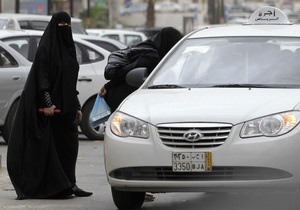 Саудівський принц висловився на підтримку ідеї дозволити жінкам водити машину