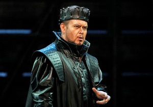 Ковальов виступає на сцені опери у Сан-Франциско