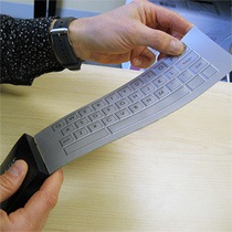 Сенсорна клавіатура - Інженери створили гнучку сенсорну клавіатуру з імітацією механіки