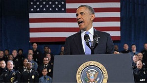 Обама закликає посилити контроль над зброєю