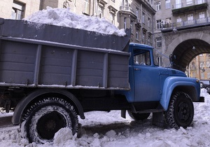 снігопад у Києві - фото - Київ - погода - ЖКГ - вивезення снігу
