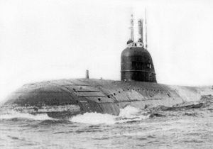 Новини Росії - атомний підводний човен - Перший радянський атомний підводний човен вирушить на металобрухт