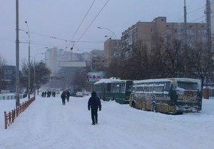 Негода в Україні - 26 км - народження дитини