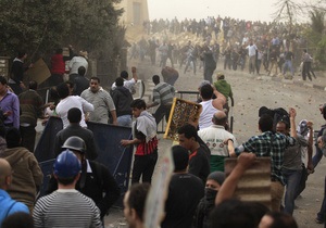 В Єгипті у зіткненнях біля головного офісу Братів-мусульман постраждало більше 70 осіб