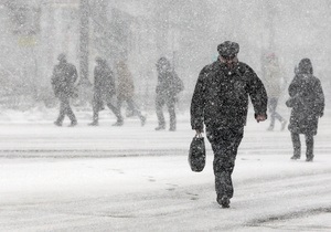 Погода в Україні - новини Києва - снігопад - Київ охопив снігопад. Влада міста задіяла спецтехніку для прибирання вулиць