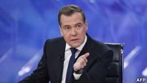 Медведєв відповів Азарову про ГТС і Митний союз