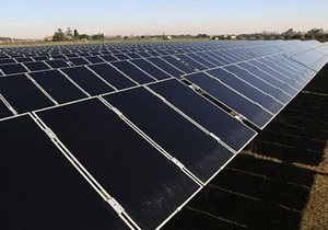 Сонячні батареї – альтернативна енергетика - Найбільший виробник сонячних батарей Піднебесної став банкрутом
