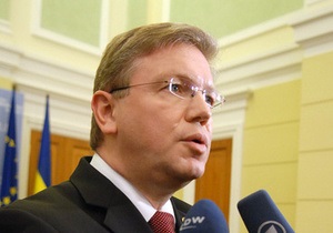 Україна ЄС - Угода про асоціацію - Фюле заявив, що Брюссель може запропонувати Києву  світло в кінці тунелю 