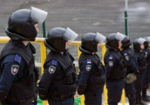 Перед матчем Волинь - Динамо міліція затримала 24-х фанатів - ЗМІ
