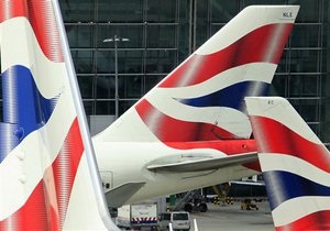 Пасажирку літака British Airways зняли з рейсу через виявленого в її сумці собаку