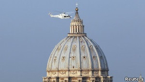 Бенедикт XVI покинув Ватикан