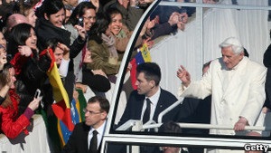 Останній день Папи на престолі: Бенедикт XVI засвідчив покору наступнику