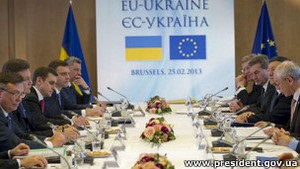 Результат саміту Україна-ЄС: до травня Київ має виконати взяті зобов язання