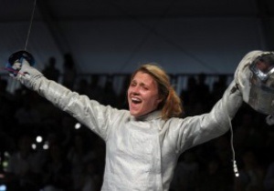 Девушка с саблей. Украинка Харлан выиграла медаль на этапе Кубка мира по фехтованию
