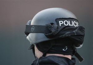Поліція вдерлася в будинок британця в пошуках іграшкового міномета